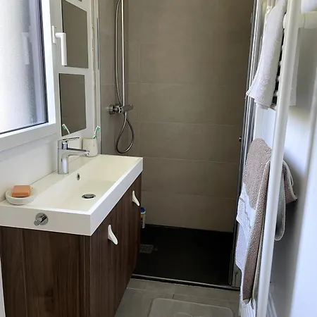 Maison Individuelle Holiday home Courrieres